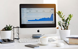 太疯狂！7000万英镑抢人，切尔西、曼联等6豪门疯抢的瑰宝值不值